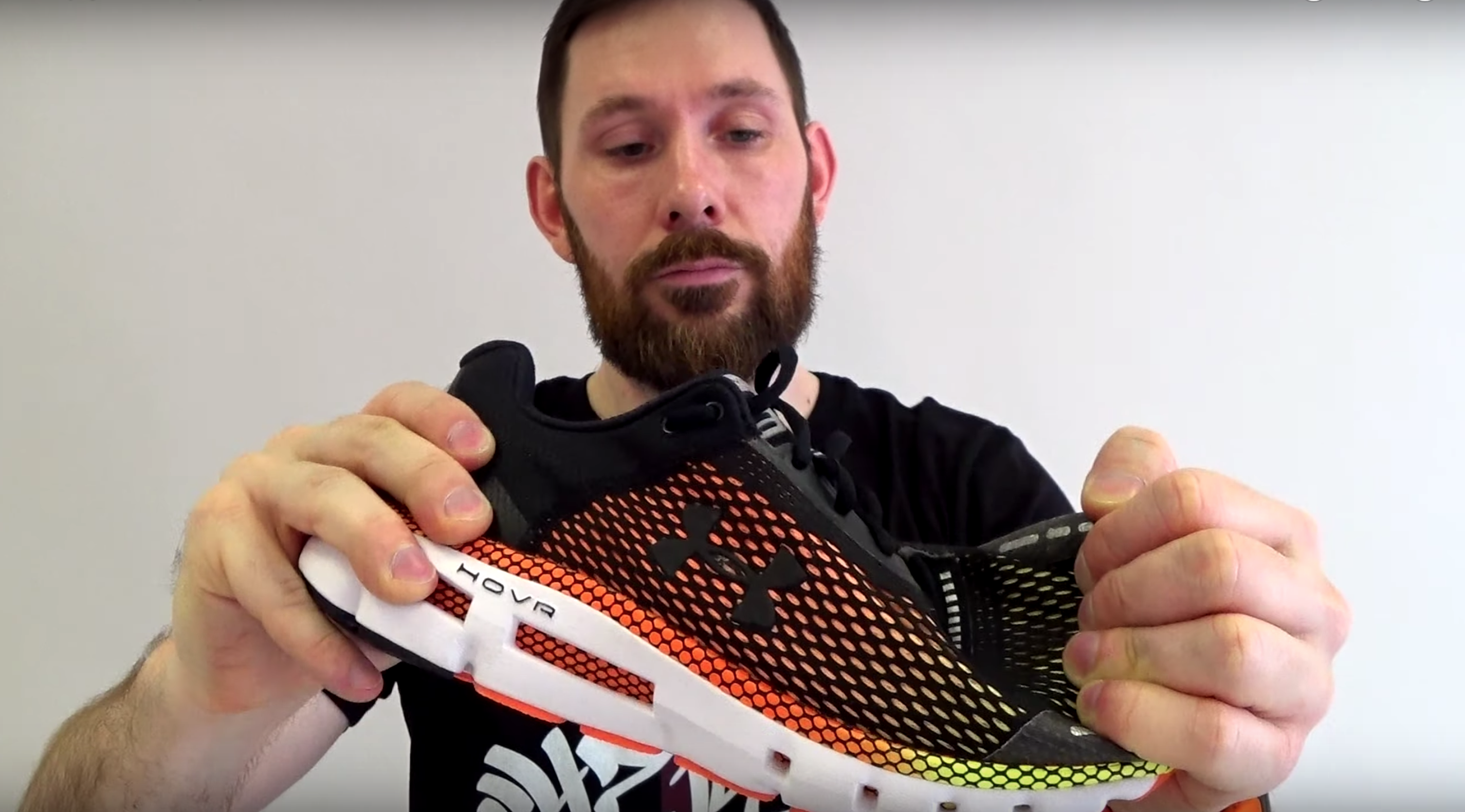 Обзор умных кроссовок Under Armour HOVR Infinite